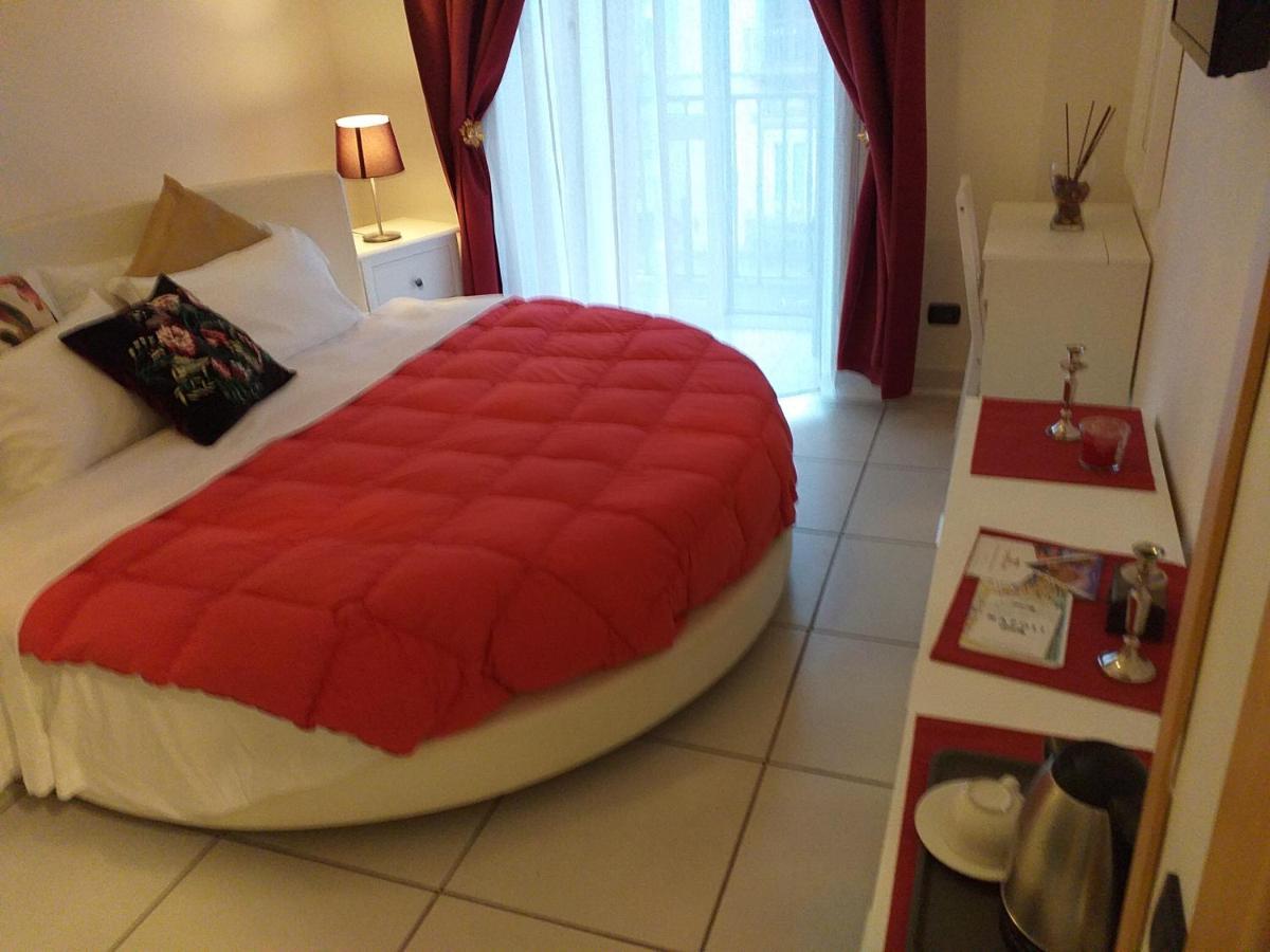 Beb Pantarei Bed & Breakfast Napoli Eksteriør bilde