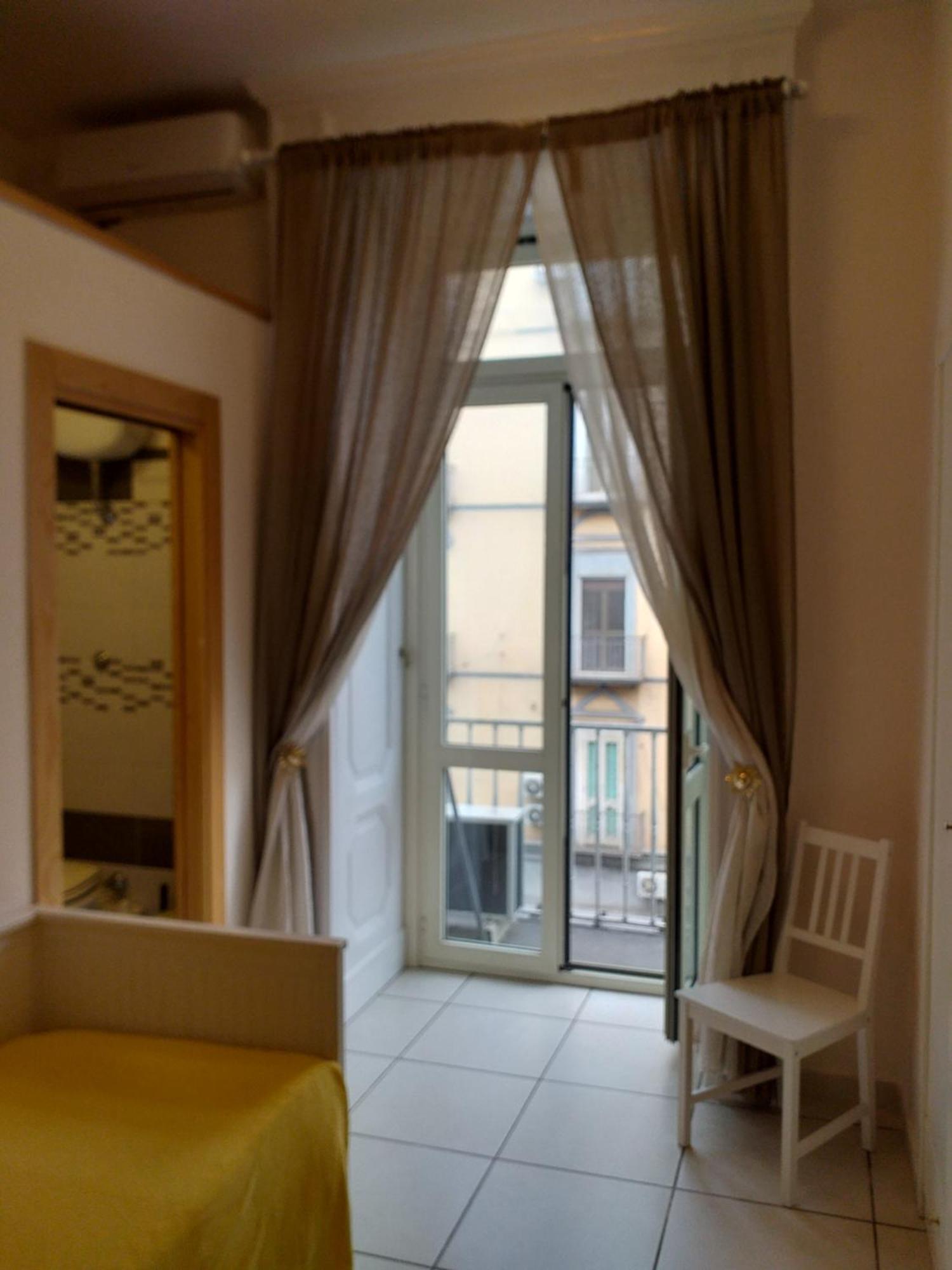 Beb Pantarei Bed & Breakfast Napoli Rom bilde